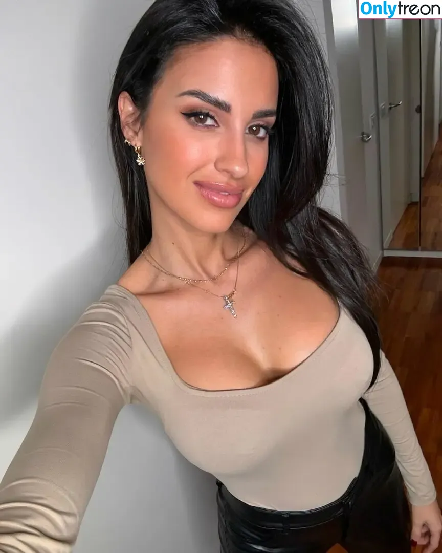 Eleonora Incardona nude photo #0142 (eleonoraincardona)