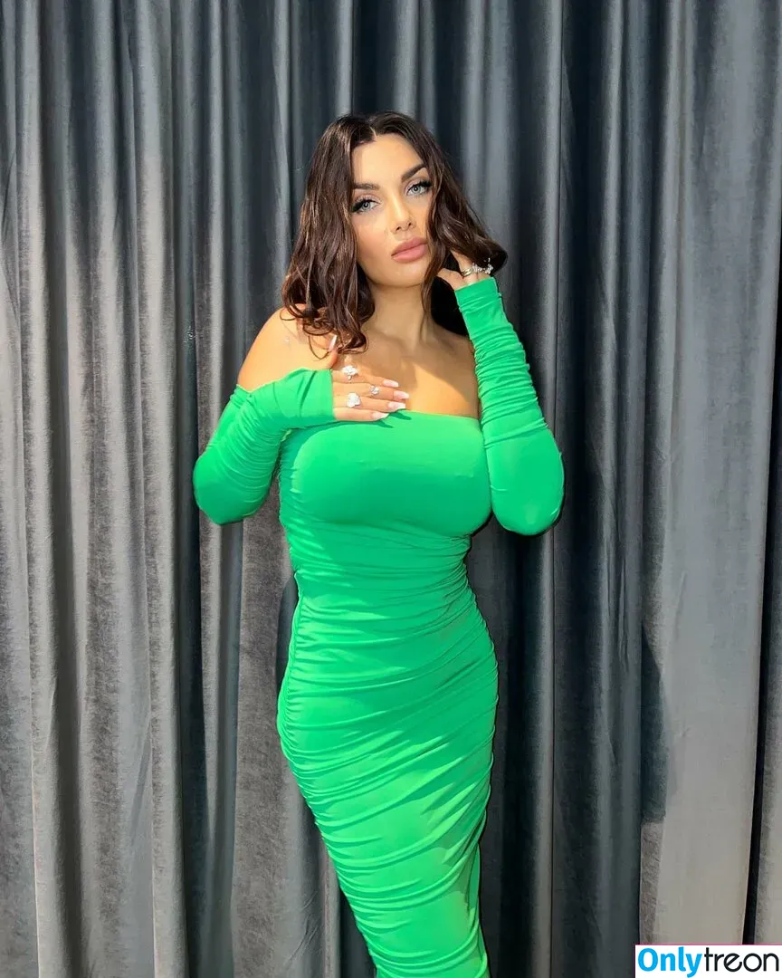 Elettra Lamborghini nude photo #0200 (ElettraLambo / elettralamborghini)