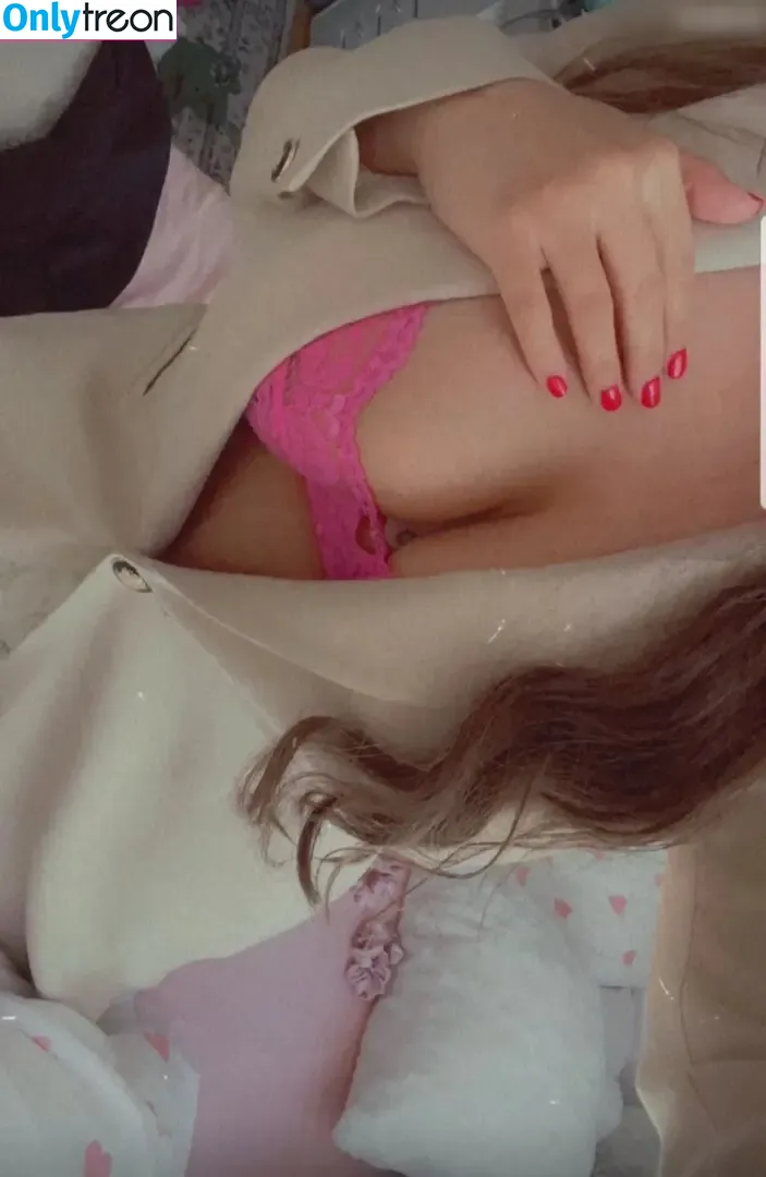Elielizia / Elisa Kleber nude photo #0031 (Elielizia / Elisa Kleber)