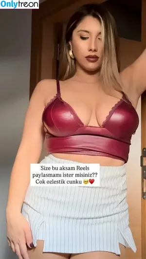 Elif Karaarslan / elifkaraarslan_17 nude photo #0120