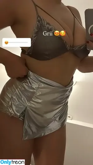 Elif Karaarslan / elifkaraarslan_17 nude photo #0302