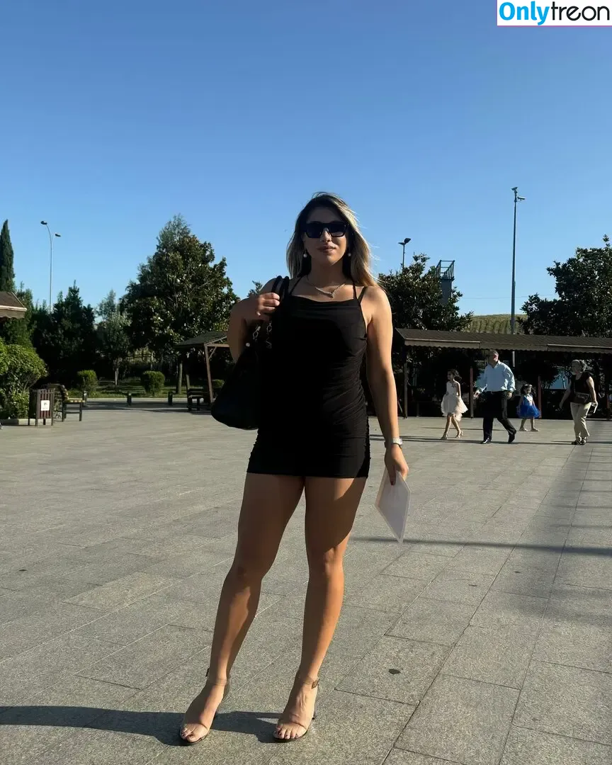Elif Karaarslan nude photo #0064 (elifkaraarslan_17)