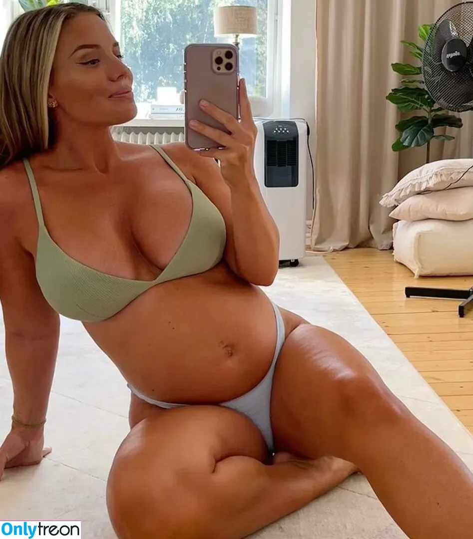Elin Hedstrom nude photo #0023 (frokenhedstrom)