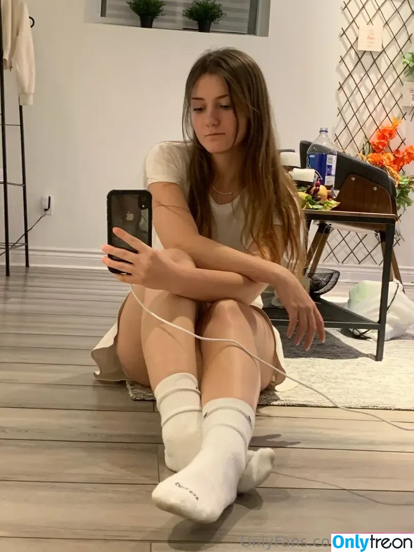 elinalinx nude photo #0033 (elinalinix)