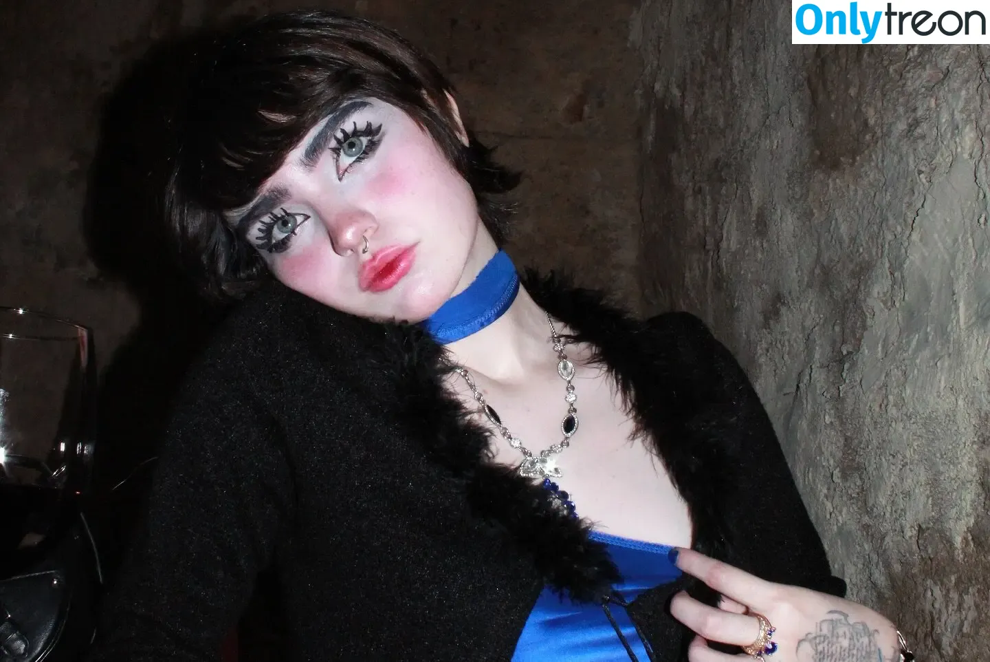 elinoiiddx nude photo #0074 (nereiddax)
