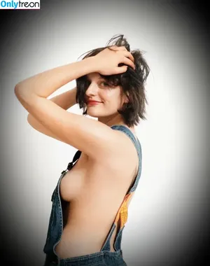 Elisabeth Moss / elisabethmossofficial nude photo #0022