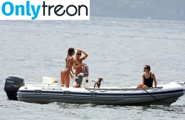 Elisabetta Canalis nude photo #0651 (JustElisabetta / littlecrumb_)