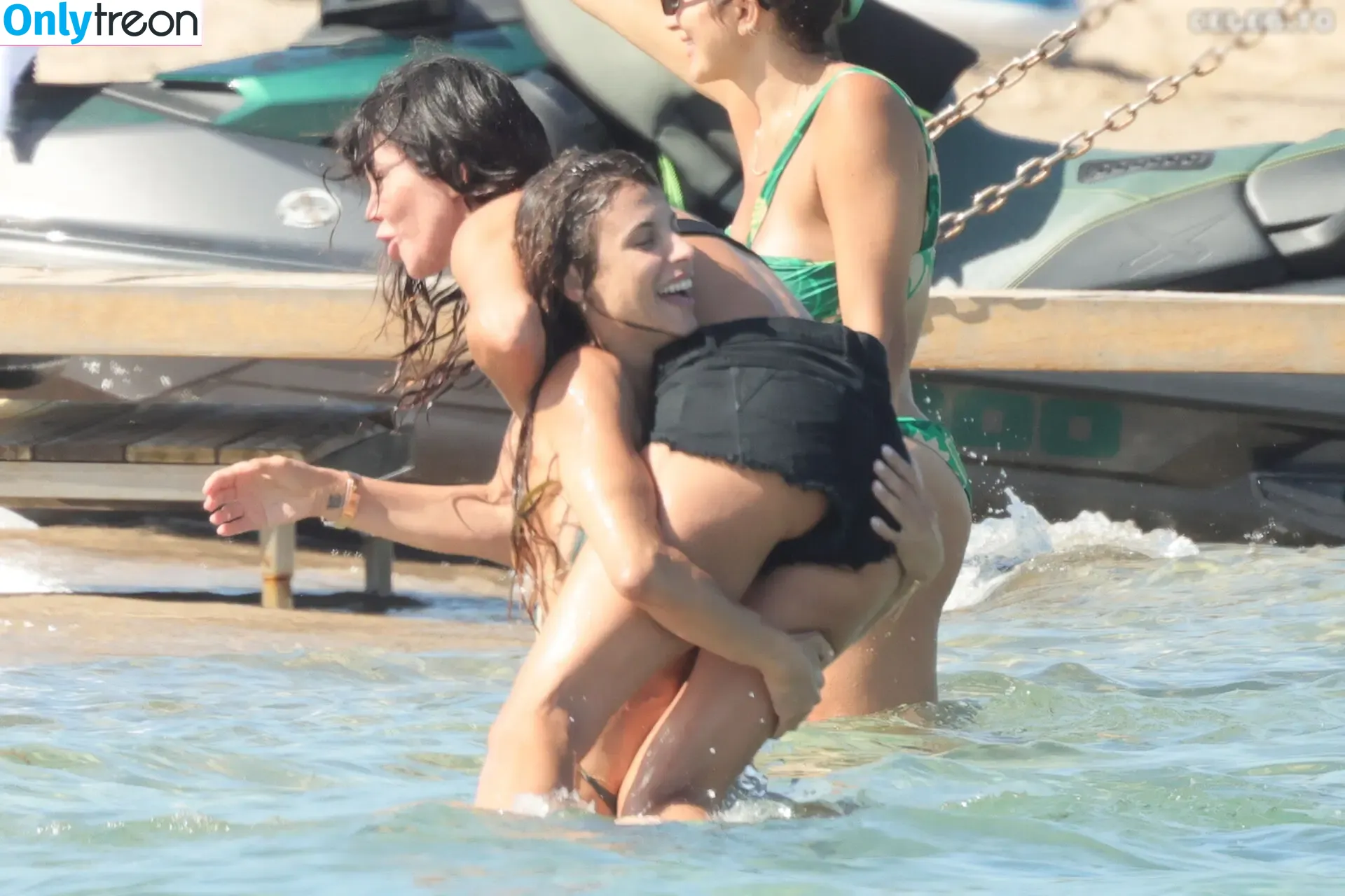 Elisabetta Canalis nude photo #0705 (JustElisabetta / littlecrumb_)