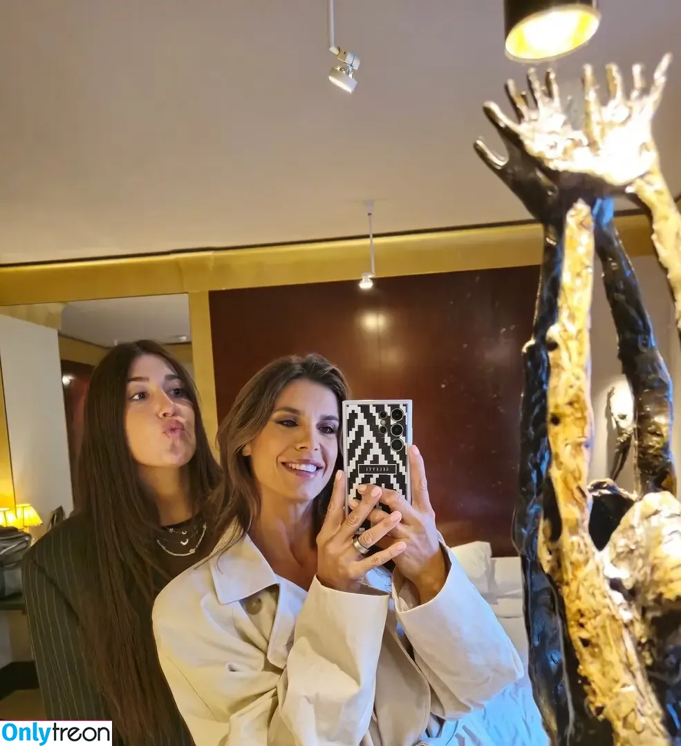 Elisabetta Canalis nude photo #1020 (JustElisabetta / littlecrumb_)