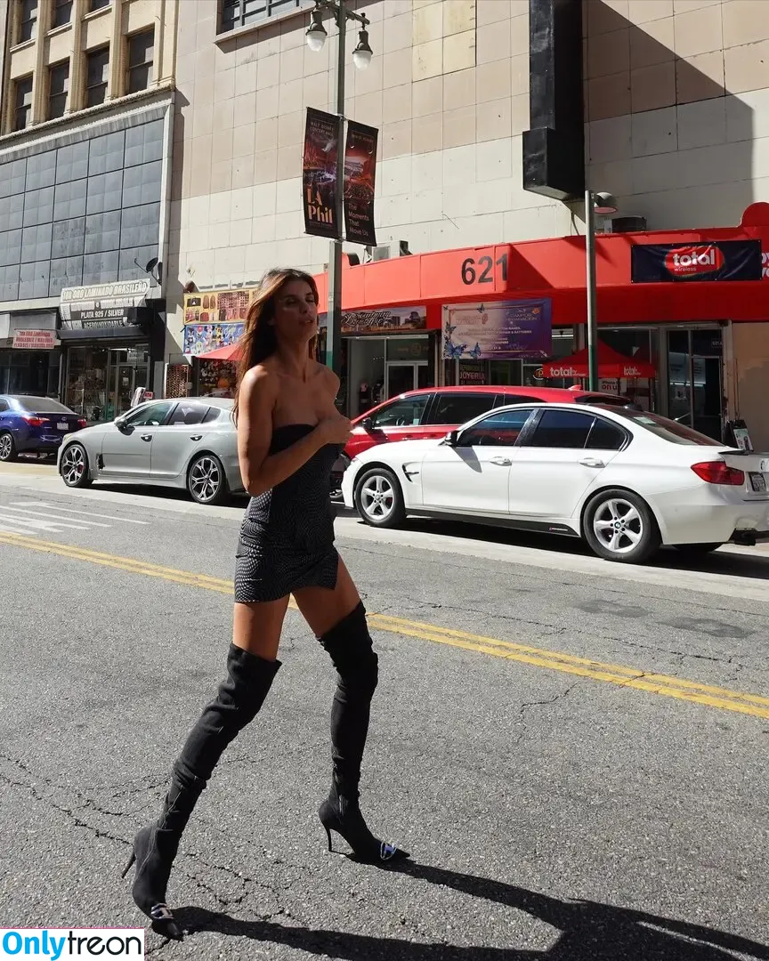 Elisabetta Canalis nude photo #1150 (JustElisabetta / littlecrumb_)