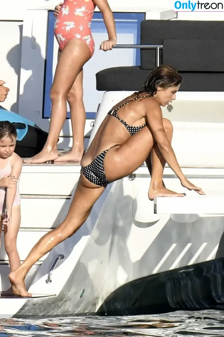 Elisabetta Canalis nude photo #1532 (JustElisabetta / littlecrumb_)