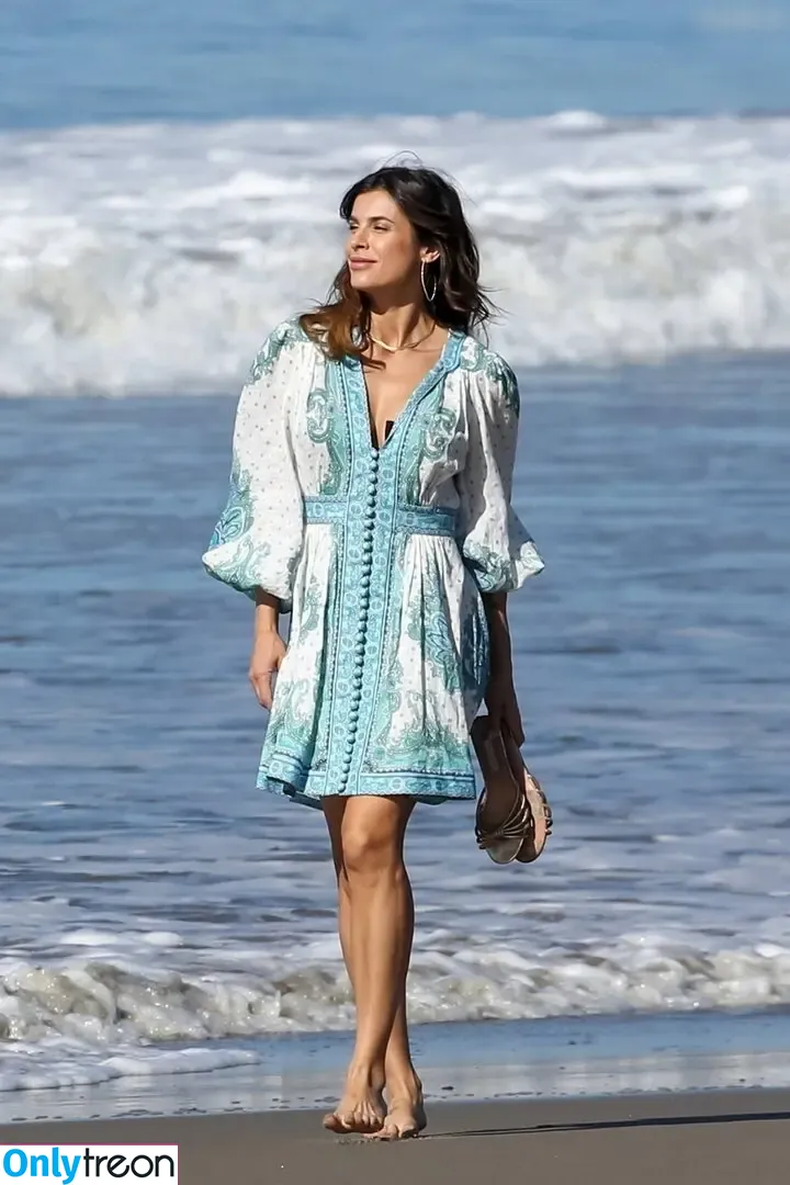 Elisabetta Canalis nude photo #1551 (JustElisabetta / littlecrumb_)