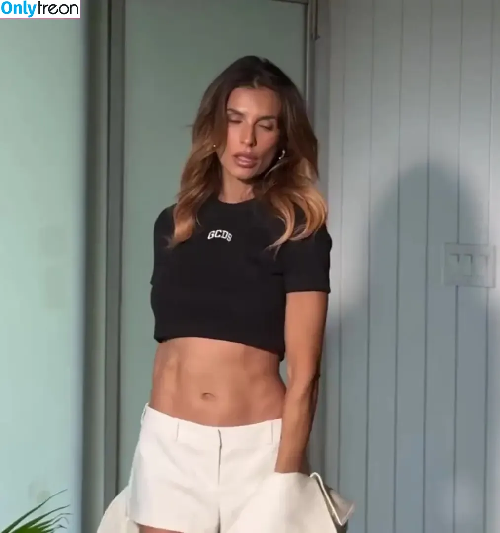 Elisabetta Canalis nude photo #1702 (JustElisabetta / littlecrumb_)