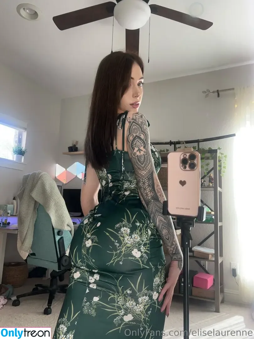 Elise Laurenne nude photo #0382 (Ellie / elaurenne / eliselaurenne)