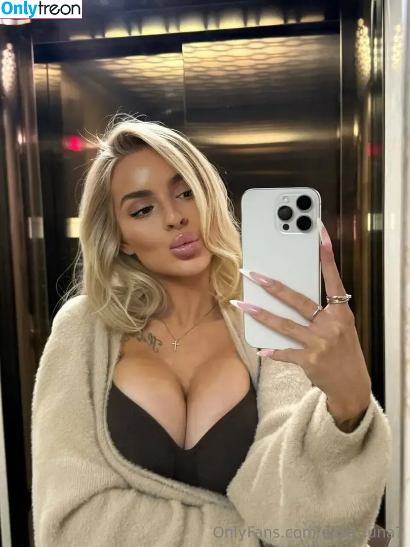 elise_luna7 nude photo #0077 (elise_bellaluna)