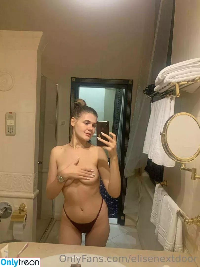 elisenextdoor nude photo #0008 (elise_outside)