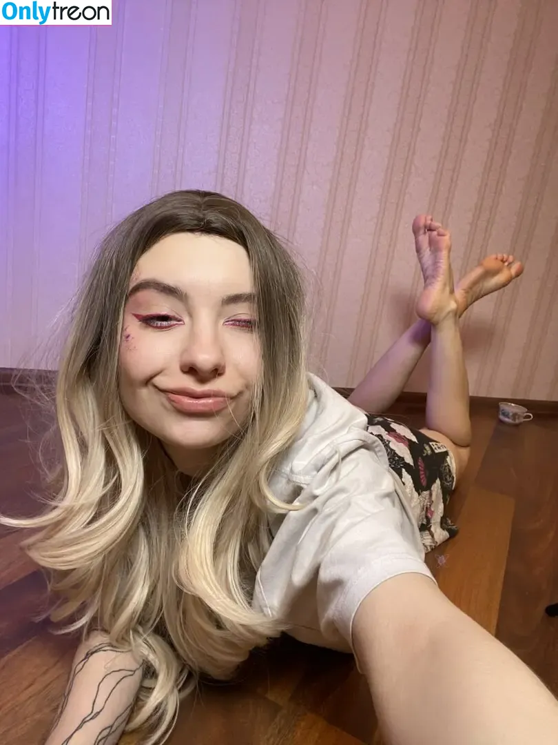 elisfeet nude photo #0023 (elissfeet)