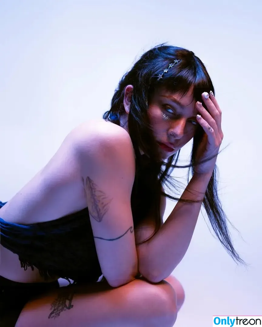 Eliza Grace nude photo #0132 (ElIZAGRACEMUSIC / elizaxograce)