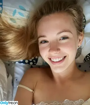  nude photo #0012