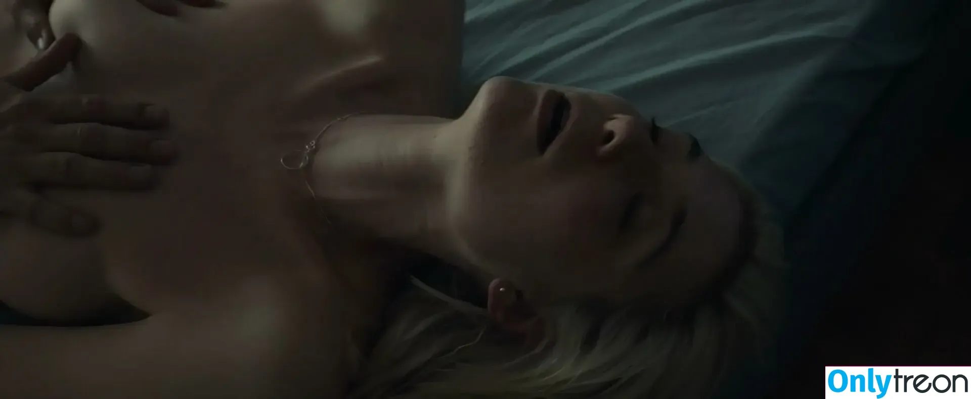 Elizabeth Debicki nude photo #0355 (elizabethdebickinators)