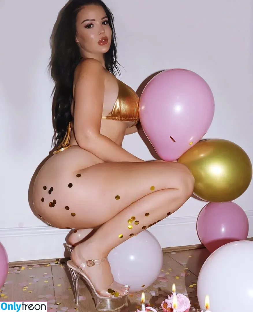 Elizabeth Georgina nude photo #0078 (elizabethgeorga / elizabethxgx)