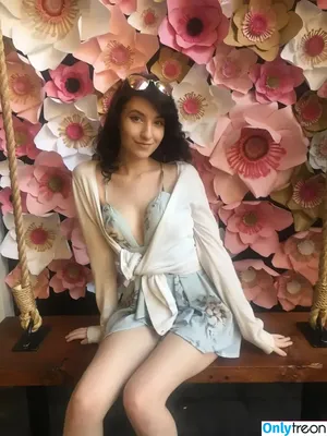 Elizabeth Reed / KawaiiiKitten / KawaiiiKitty / elizabethreed / hi_its_elizabeth_reed nude photo #0421