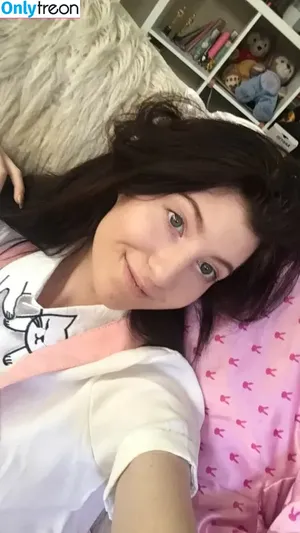 Elizabeth Reed / KawaiiiKitten / KawaiiiKitty / elizabethreed / hi_its_elizabeth_reed nude photo #0510
