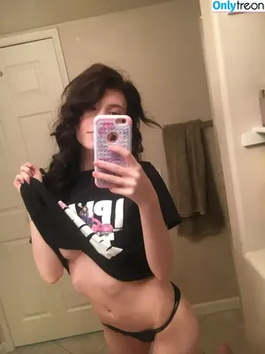 Elizabeth Reed / KawaiiiKitten / KawaiiiKitty / elizabethreed / hi_its_elizabeth_reed nude photo #1196