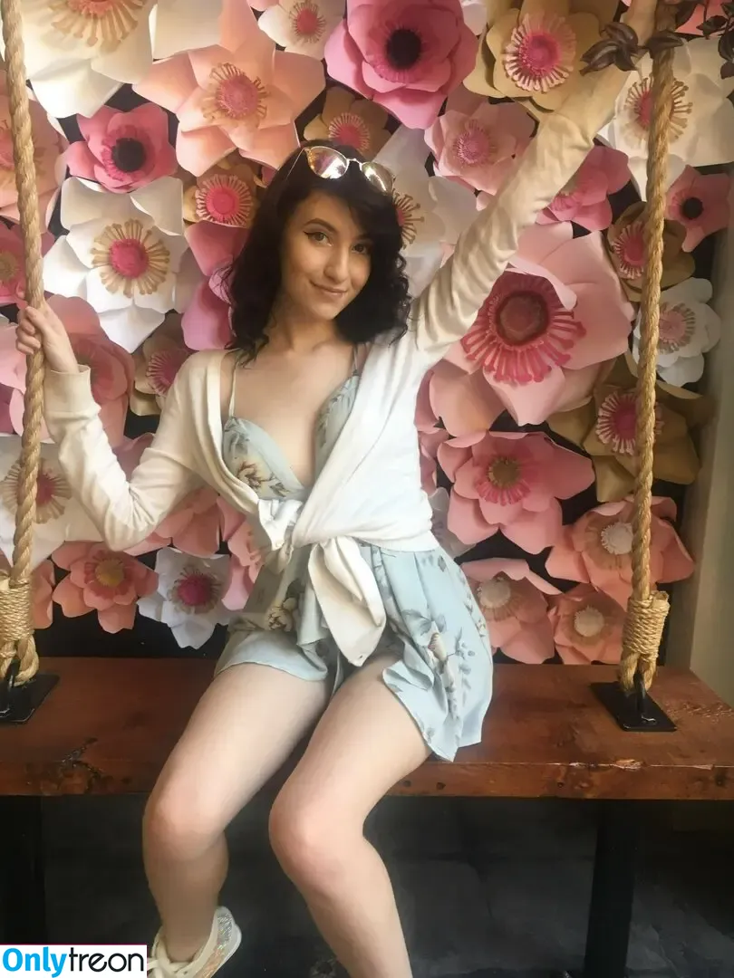 Elizabeth Reed nude photo #1179 (KawaiiiKitten / KawaiiiKitty / elizabethreed / hi_its_elizabeth_reed)