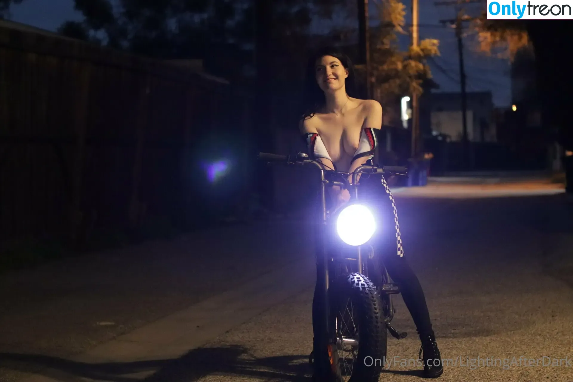 Elizabeth Reed nude photo #1390 (KawaiiiKitten / KawaiiiKitty / elizabethreed / hi_its_elizabeth_reed)