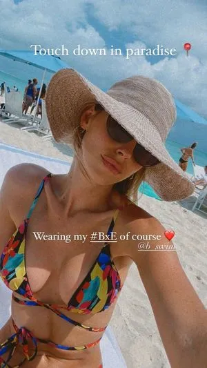 Elizabeth Turner / elizTurner92 / elizabethcturner nude photo #0047