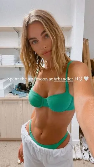 Elizabeth Turner / elizTurner92 / elizabethcturner nude photo #0063