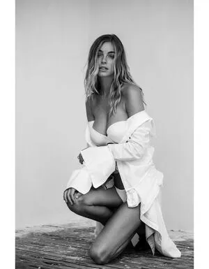 Elizabeth Turner / elizTurner92 / elizabethcturner nude photo #0119