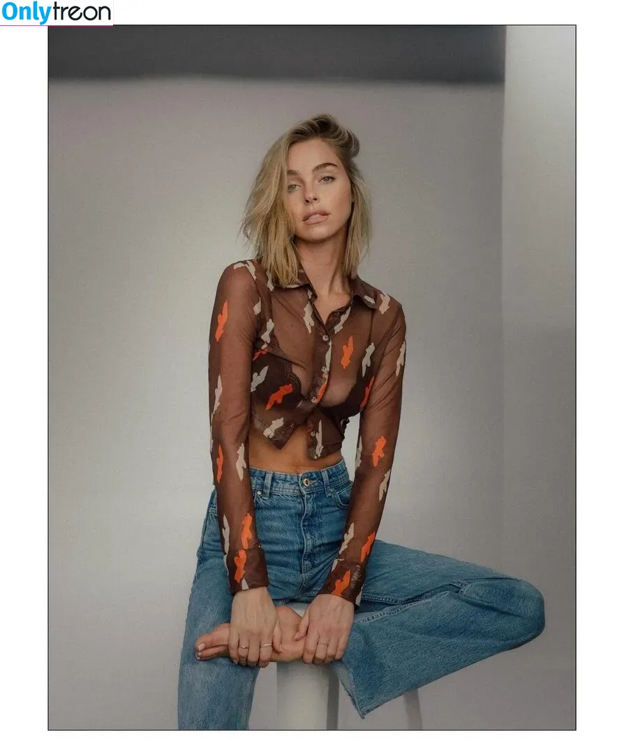 Elizabeth Turner nude photo #0110 (elizTurner92 / elizabethcturner)