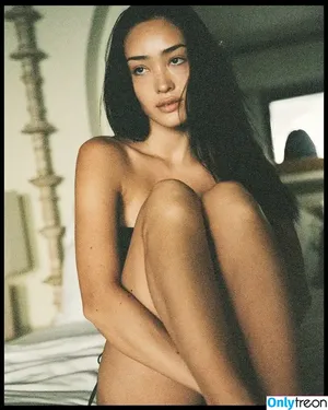 Elizabeth Wood / elizabethwood.3 / xmmekatt nude photo #0051
