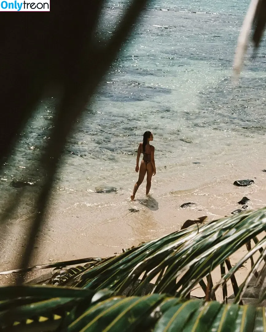 Elizabeth Wood nude photo #0027 (elizabethwood.3 / xmmekatt)