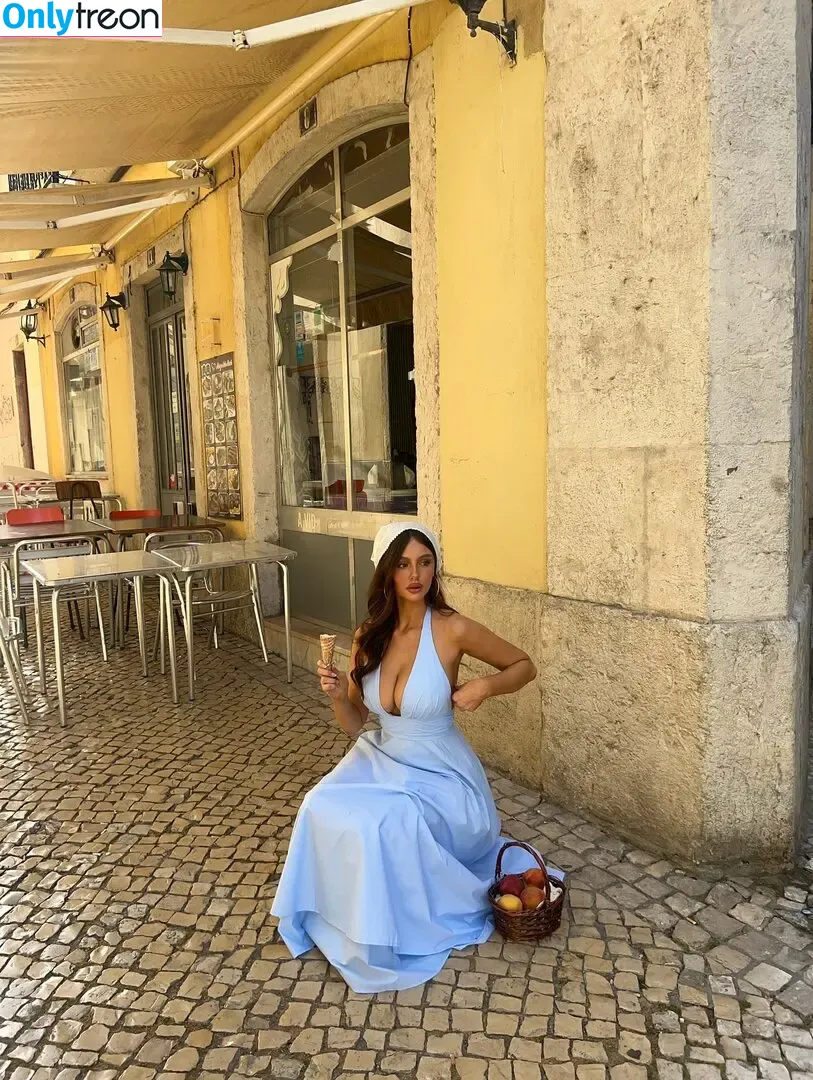 Ella Cervetto nude photo #1740 (ellacervetto)