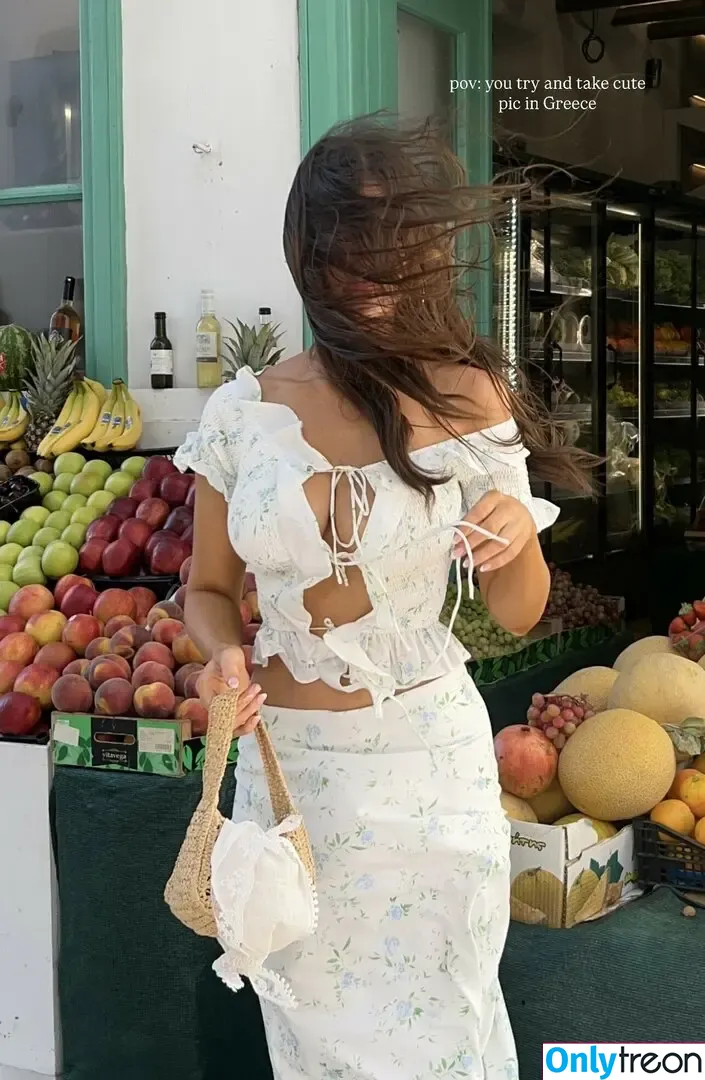 Ella Cervetto nude photo #1749 (ellacervetto)