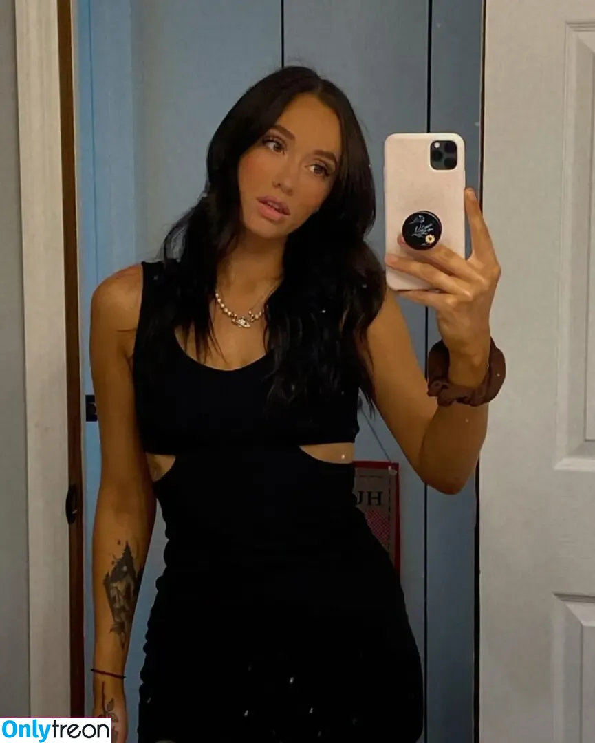 Ella Dime nude photo #0009 (shesmytranquility / shesmytranquility_)