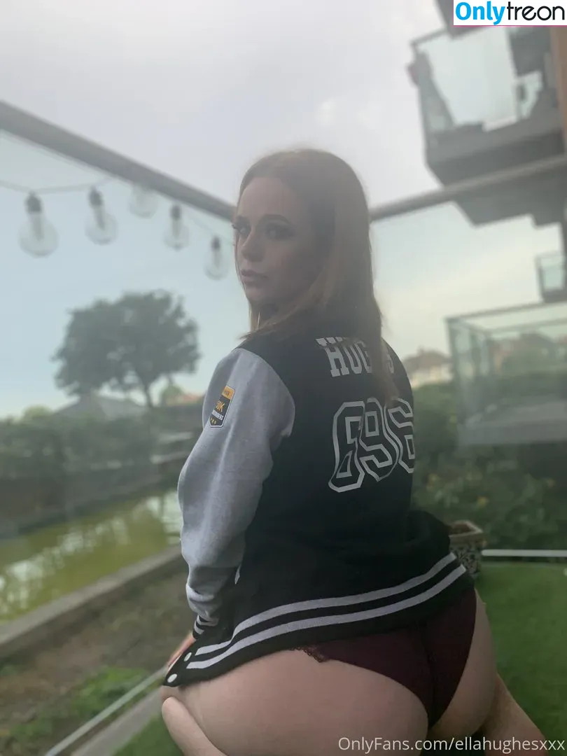 Ella Hughes nude photo #0030 (EllaHughesXXX / hughesthatgurl)