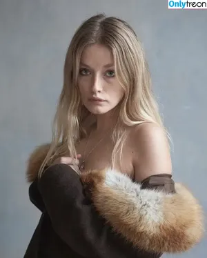 Ella-June Henrard / ellajunehenrardofficial nude photo #0004