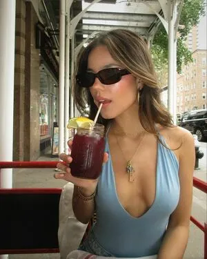 Ella Mendelsohn / ellamendelsohn nude photo #0048