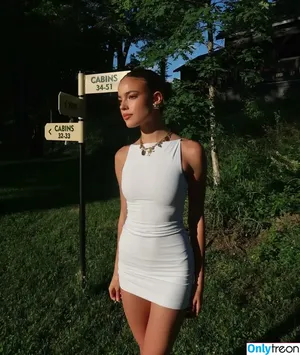 Ella Mendelsohn / ellamendelsohn nude photo #0299