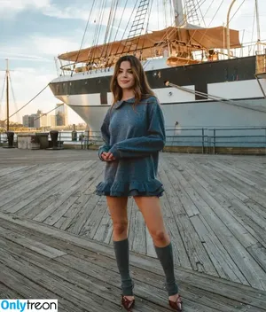 Ella Mendelsohn / ellamendelsohn nude photo #0693