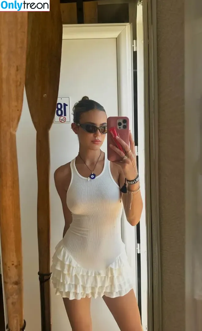 Ella Mendelsohn nude photo #0788 (ellamendelsohn)