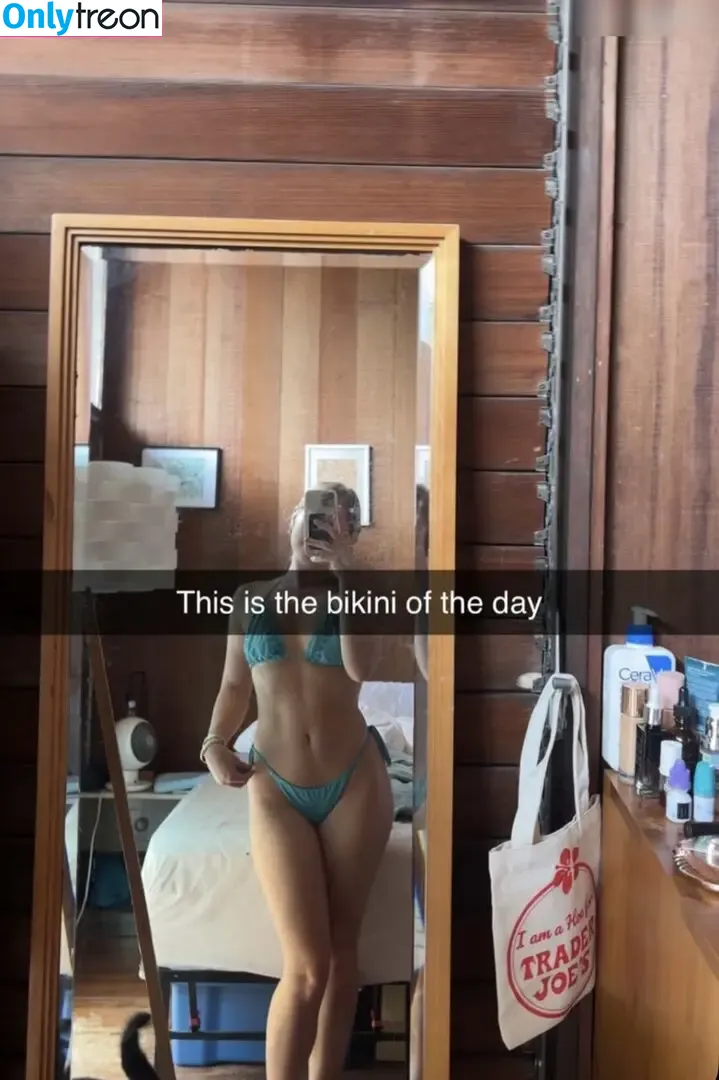 Ella Moncrief nude photo #0011 (ellamon / ellamoncrief_)