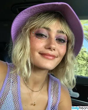 Ella Purnell / GRAYLINGPURNELL / ella_purnell nude photo #0292
