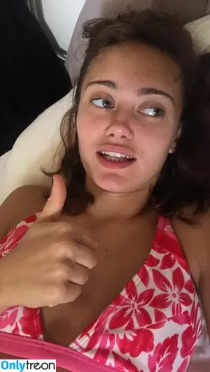 Ella Purnell / GRAYLINGPURNELL / ella_purnell nude photo #0365