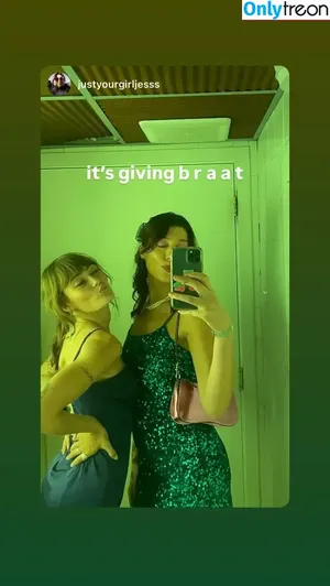 Ella Purnell / GRAYLINGPURNELL / ella_purnell nude photo #0382