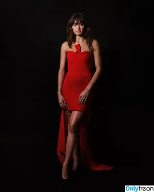 Ella Purnell / GRAYLINGPURNELL / ella_purnell nude photo #0497